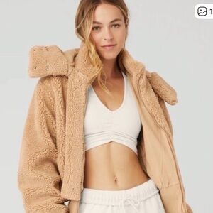 Alo Foxy Sherpa Jacket in Camel Beige